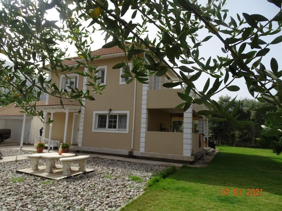 Villa Morris نيدري المظهر الخارجي الصورة